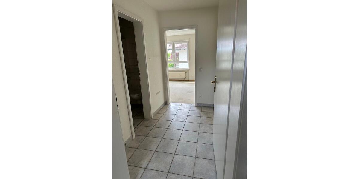Etagenwohnung Gauting - 3 Zimmer, 76 m&sup2;, 1.250&euro; | Angebot:26675808