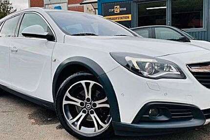 Opel Insignia 195.000 km 7.990 € Hamburg 20537