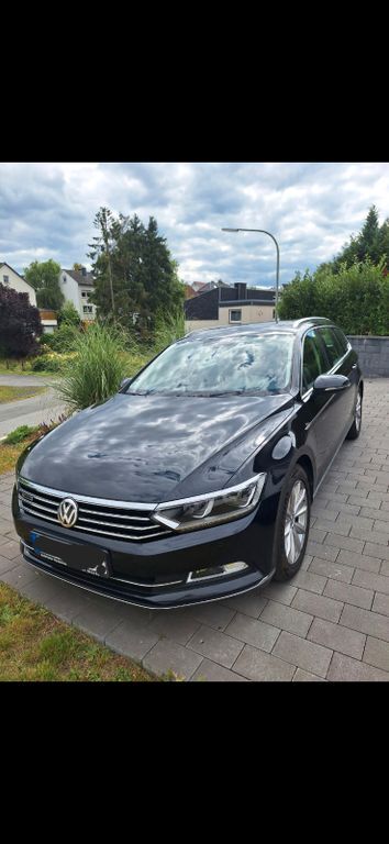 VW Passat 143.000 km 18.700 € Arnsberg 59757