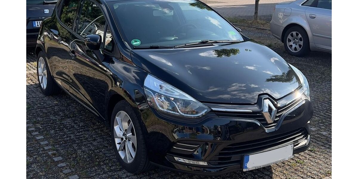 Renault Clio 77.000 km 7.999 &euro; Bad Berka 99438