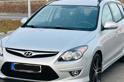 Hyundai i30 124.450 km 4.299 &euro; Hofheim 65719