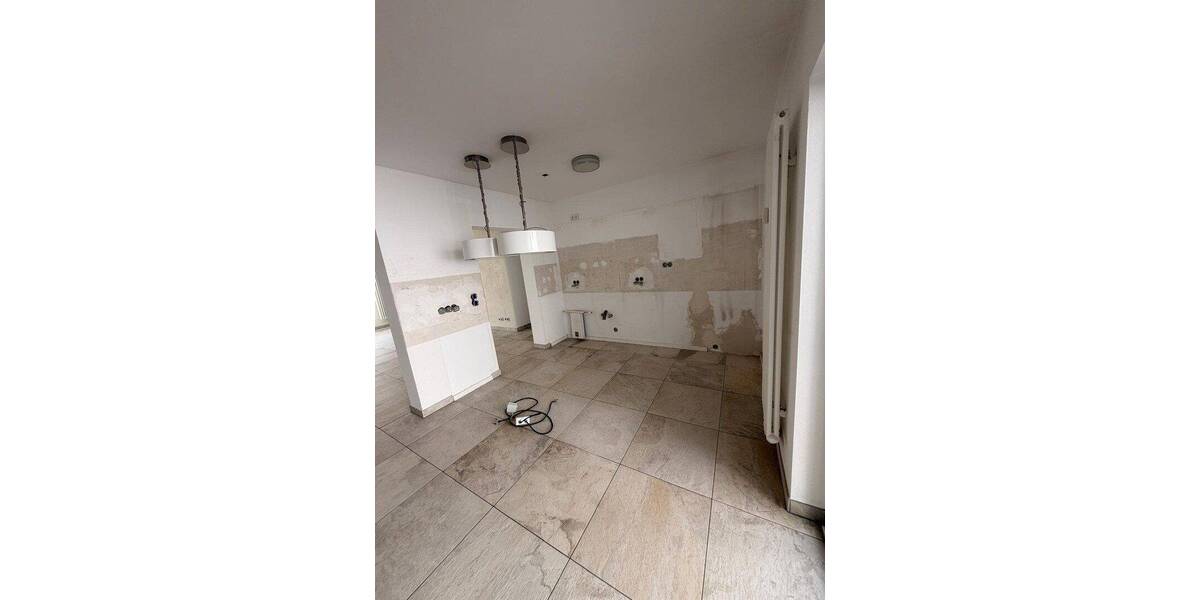 Etagenwohnung Pulheim Brauweiler - 3 Zimmer, 131 m&sup2;, 1.700&euro; | Angebot:26867370