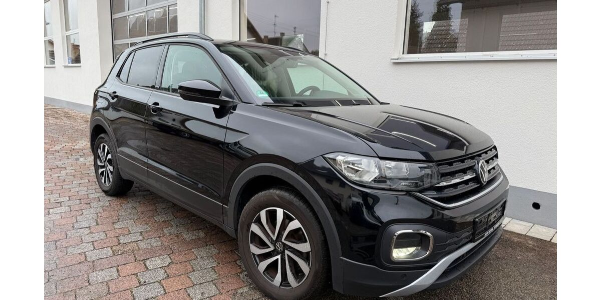 VW T-Cross 27.400 km 17.490 &euro; Balzhausen 86483