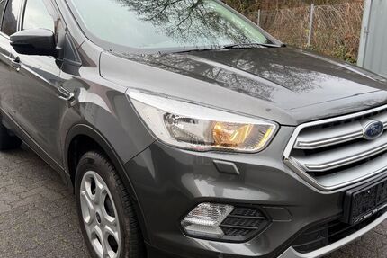 Ford Kuga 66.000 km 12.950 &euro; Nassau 56377