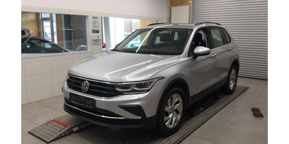 VW Tiguan 51.204 km 28.678 &euro; Erfurt 99098