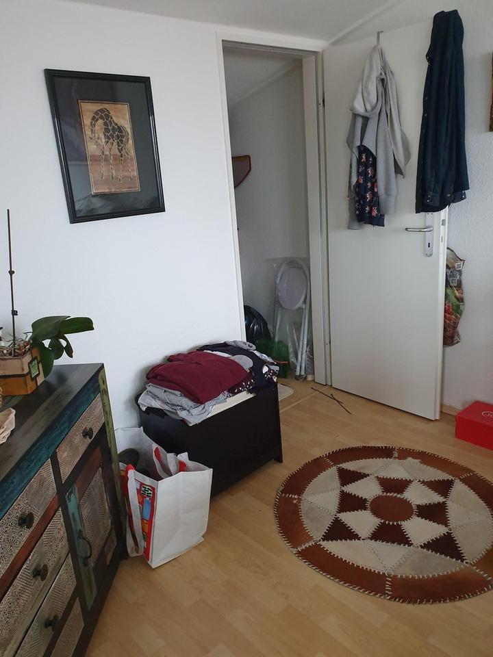 2 Zimmer Wohnung in Hönow Hoppegarten bei Berlin mit großer Dachterrasse EBK Tiefgarage zimmer