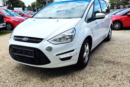 Ford S-Max 168.627 km 5.680 &euro; Zwickau 08056
