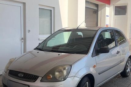 Ford Fiesta 171.000 km 1.500 &euro; Berlin 12105