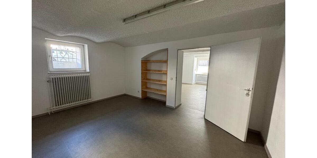 Gewerbeobjekt Regensburg Brandlberg - 430&euro; | Angebot:26356124