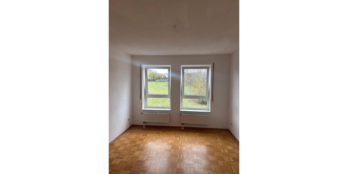 Etagenwohnung Naumburg (Saale) - 3 Zimmer, 78 m&sup2;, 139.000&euro; | Angebot:26104969