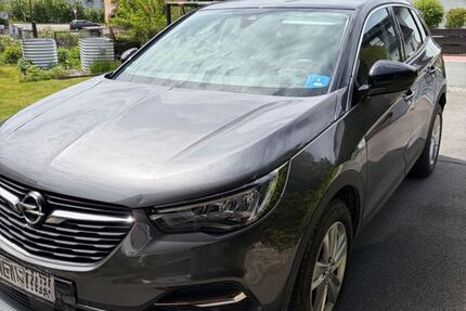 Opel Grandland (X) 36.500 km 17.390 &euro; Neustadt a. d. Waldnaab 92660