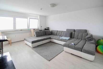 Wohnung zum Kaufen in Nürtingen 279.000 € 104 m² 4 zimmer