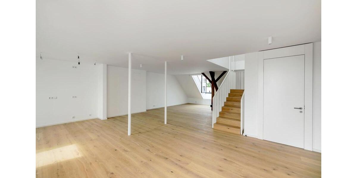 Dachgeschoßwohnung München Au-Haidhausen - 3 Zimmer, 149 m&sup2;, 4.440&euro; | Angebot:26632558