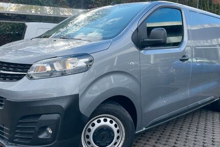 Opel Vivaro 60.932 km 21.990 € Olpe 57462