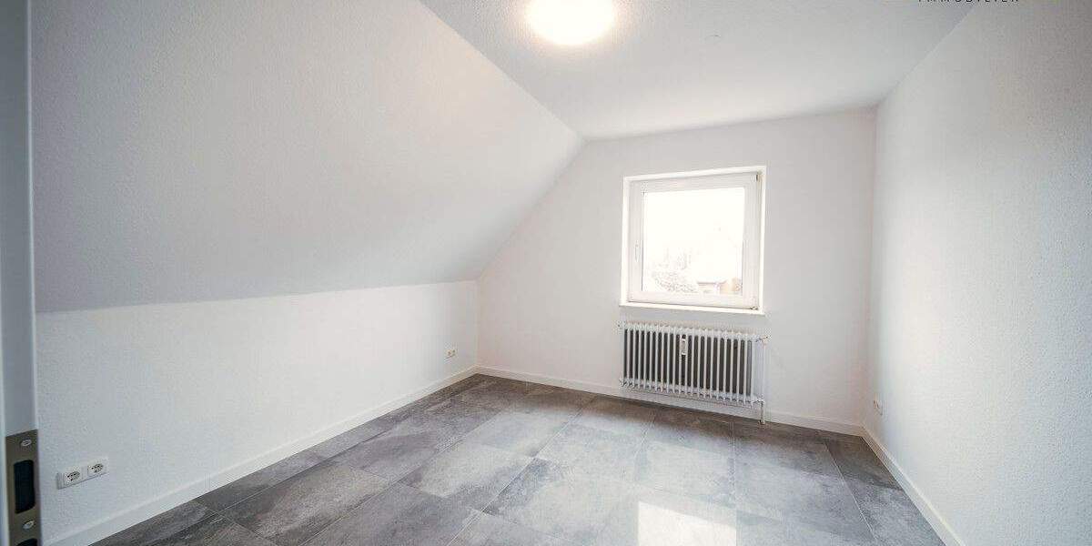 Einfamilienhaus Wiefelstede - 6 Zimmer, 130 m&sup2;, 299.000&euro; | Angebot:24824493