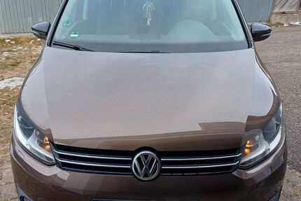 VW Touran 189.000 km 5.250 &euro; Teisendorf 83317