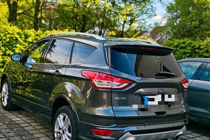 Ford Kuga 188.000 km 9.360 &euro; Vohburg 85088
