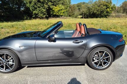 Mazda MX-5 1.980 km 29.950 &euro; Tangstedt 22889