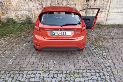 Ford Fiesta 160.811 km 2.990 &euro; Stuttgart 70376