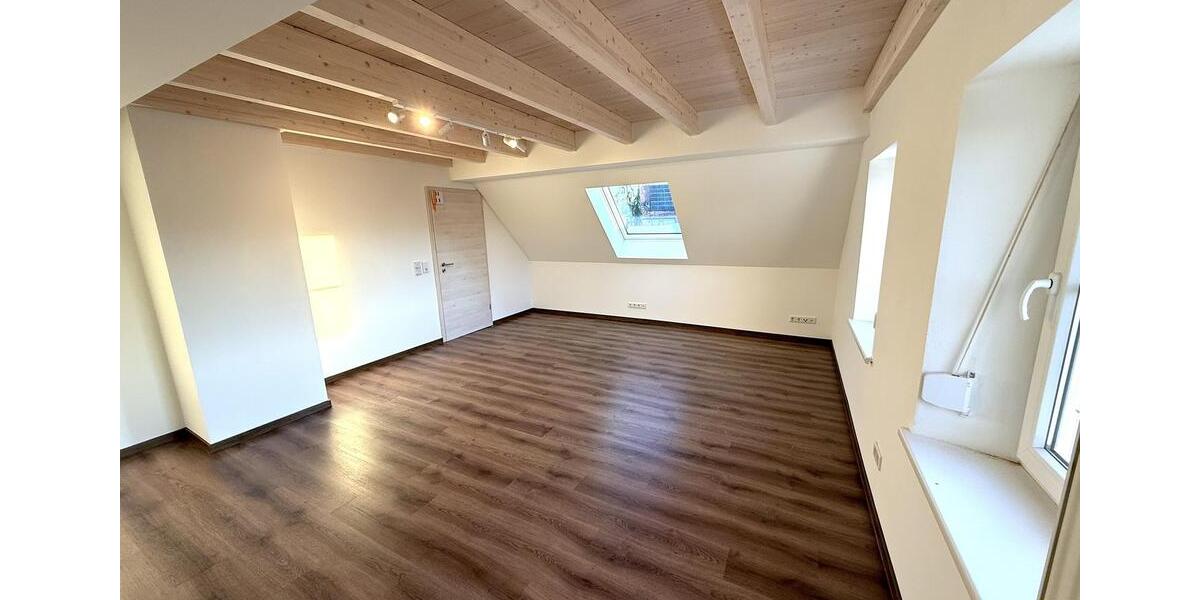 Etagenwohnung Ellingen - 4 Zimmer, 140 m&sup2;, 1.470&euro; | Angebot:22972651