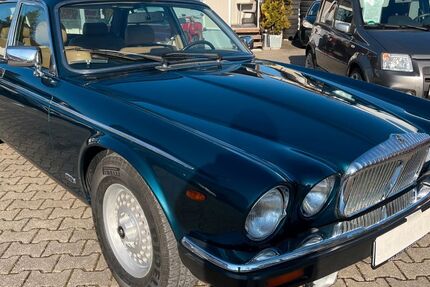 Jaguar XJ 104.000 km 13.900 &euro; München 81825