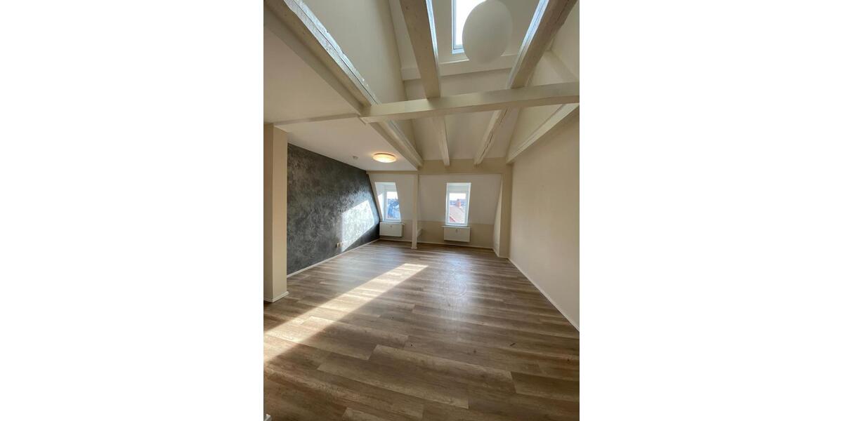 Dachgeschoßwohnung Bamberg Bamberg-Ost - 2.5 Zimmer, 72 m&sup2;, 1.100&euro; | Angebot:26284511