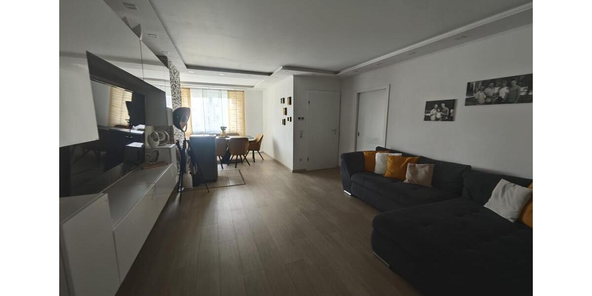 Erdgeschoßwohnung Friesenheim - 5 Zimmer, 106 m&sup2;, 1.150&euro; | Angebot:25426034