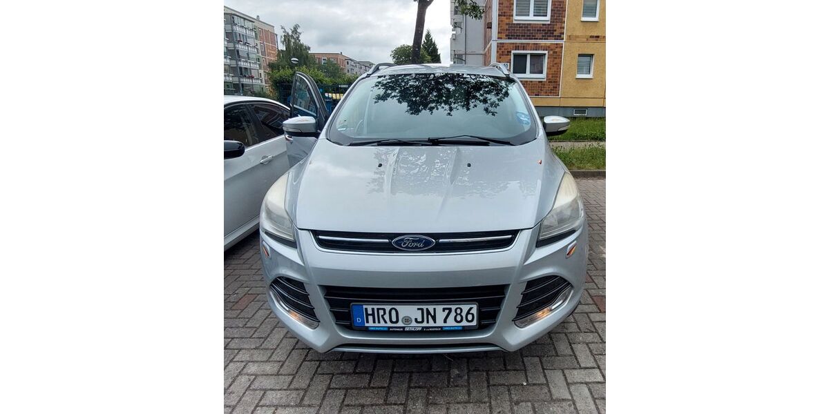 Ford Kuga 105.000 km 8.300 &euro; Rostock 18147