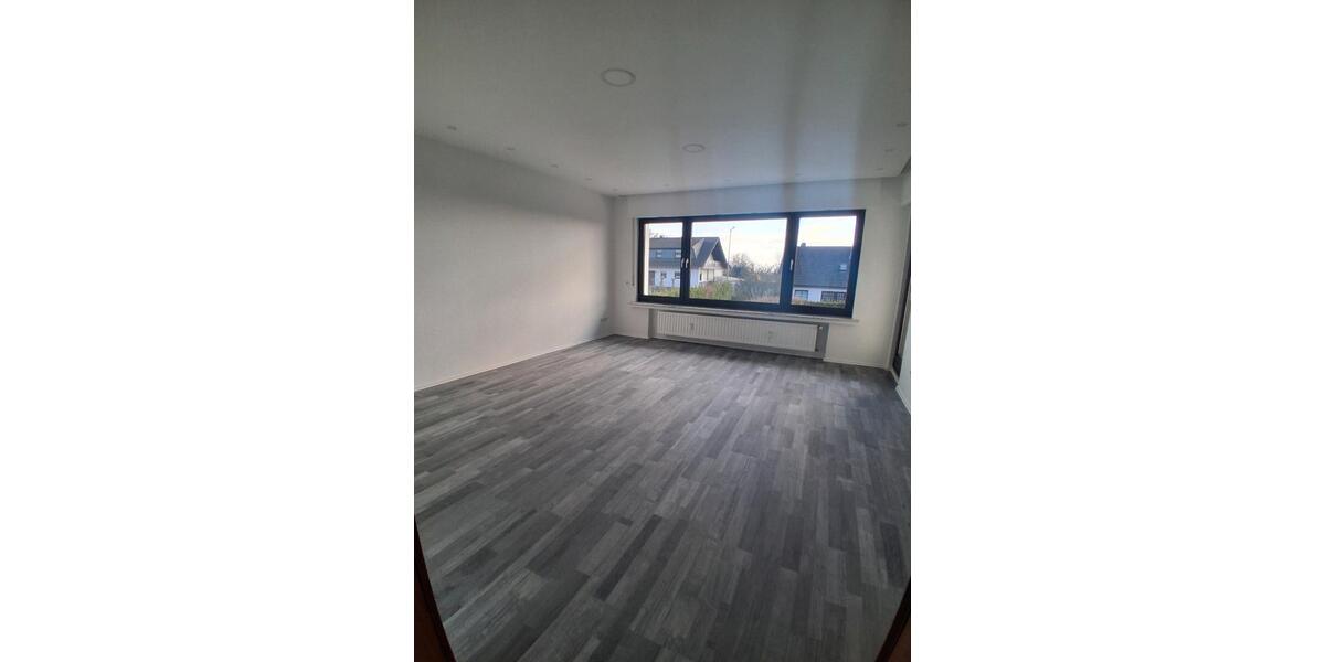 Etagenwohnung Wiehl - 4 Zimmer, 101 m&sup2;, 960&euro; | Angebot:26019155