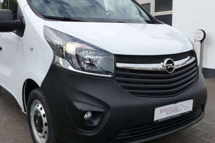 Opel Vivaro 105.000 km 11.950 &euro; Solingen 42699