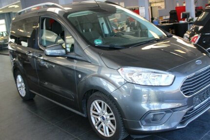 Ford Tourneo Courier 1.0 EcoBoost Titanium - AHK - 120.895 km 9.980 &euro; Euskirchen 53881
