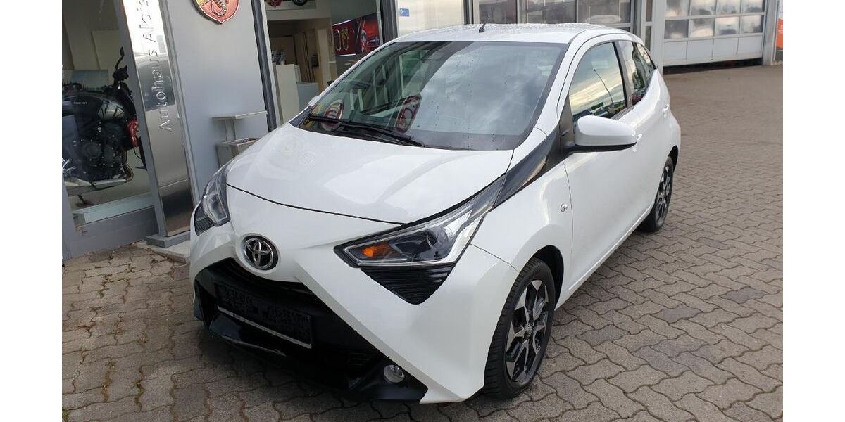 Toyota Aygo (X) 40.825 km 10.950 &euro; Kleinkitzighofen-Lamerdingen 86862
