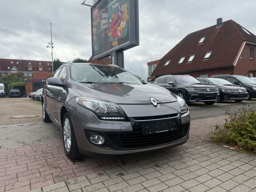 Renault Megane 134.376 km 7.990 € Stade 21680