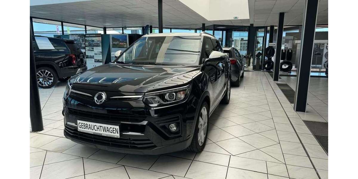 SsangYong Tivoli 12.657 km 17.980 &euro; Beverungen 37688