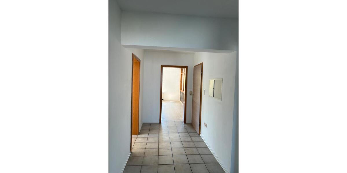 Dachgeschoßwohnung Dransfeld - 4 Zimmer, 87 m&sup2;, 750&euro; | Angebot:26398862