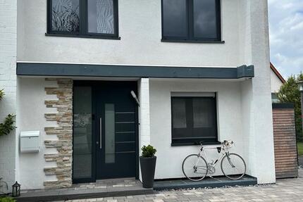 Haus Lemgo - 5 Zimmer, 130 m&sup2;, 395.000&euro; | Angebot:26889259