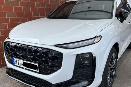 Audi Q3 9.800 km 46.900 &euro; Minden 32423