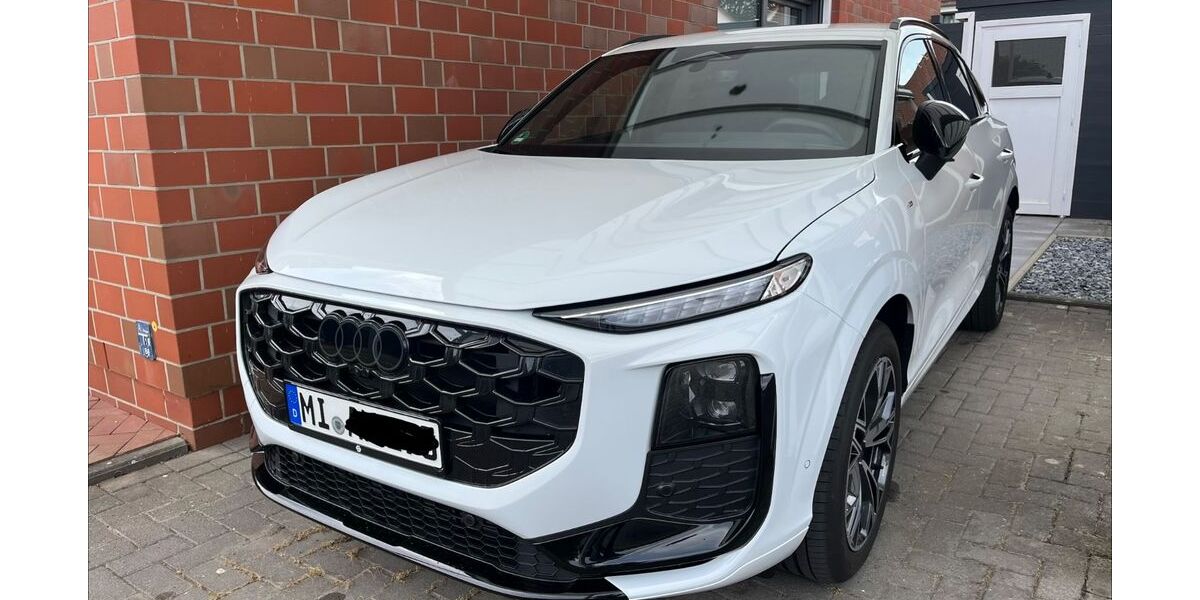 Audi Q3 9.800 km 46.900 &euro; Minden 32423