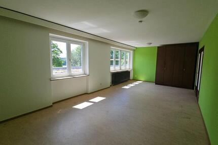 Wohnung Immenreuth - 1 Zimmer, 78 m&sup2;, 450&euro; | Angebot:25852676