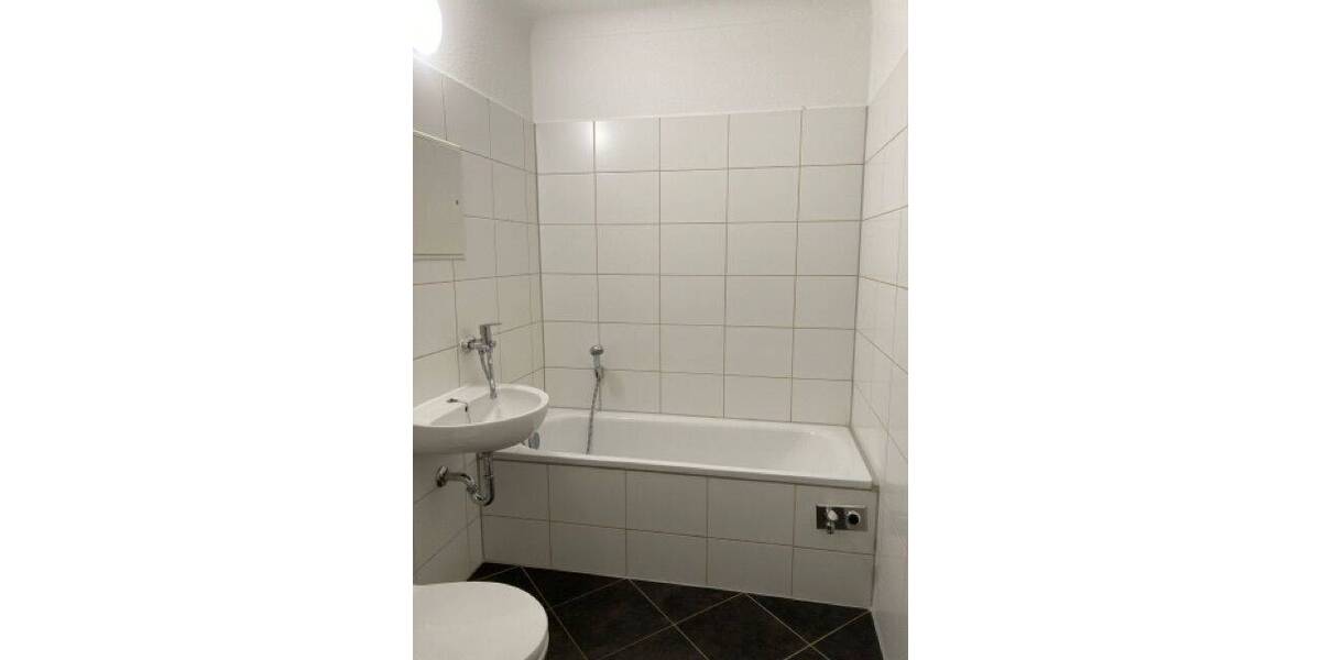 Etagenwohnung Erfurt Herrenberg - 4 Zimmer, 81 m&sup2;, 515&euro; | Angebot:26841868
