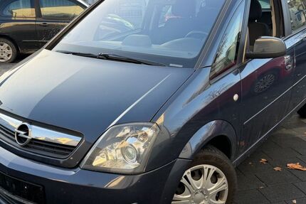 Opel Meriva 220.000 km 1.499 &euro; Frankfurt am Main 65933