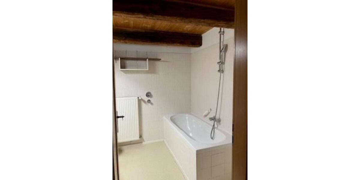 Dachgeschoßwohnung Geisenfeld - 1 Zimmer, 54 m&sup2;, 550&euro; | Angebot:24864268