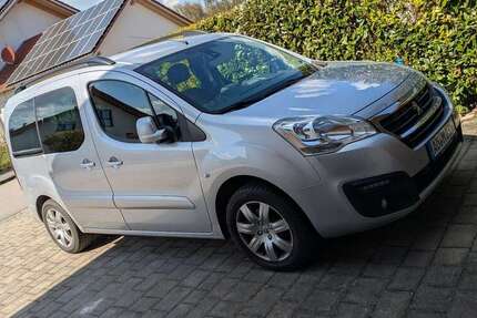 Peugeot Partner 144.300 km 9.900 &euro; Emmerting 84547