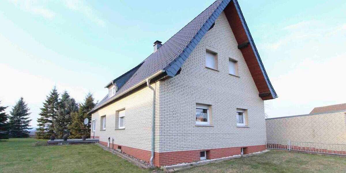 Einfamilienhaus Steinheim Bergheim - 7 Zimmer, 173.500&euro; | Angebot:25250952