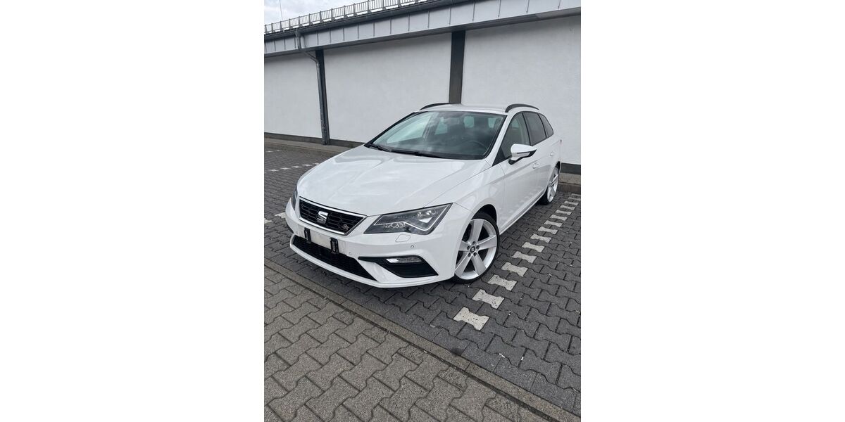 Seat Leon 137.300 km 10.490 &euro; Neuberg 63543