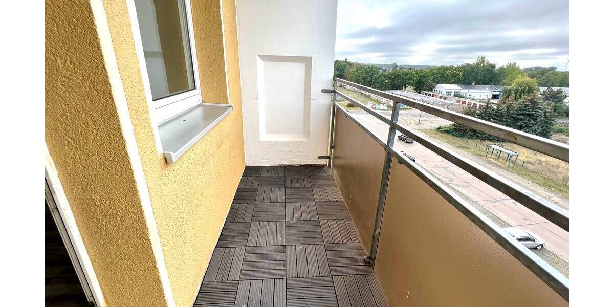 Etagenwohnung Tangerhütte - 3 Zimmer, 57 m&sup2;, 300&euro; | Angebot:25689337