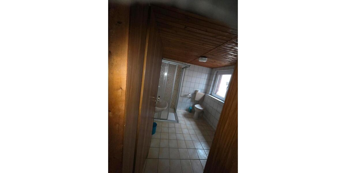 Doppelhaushälfte Bad Lauchstädt - 4 Zimmer, 75 m&sup2;, 84.000&euro; | Angebot:27107780