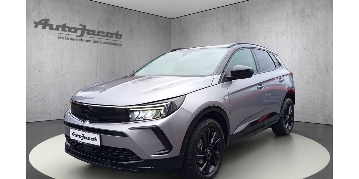 Opel Grandland (X) 22.331 km 23.950 &euro; Rüsselsheim 65428