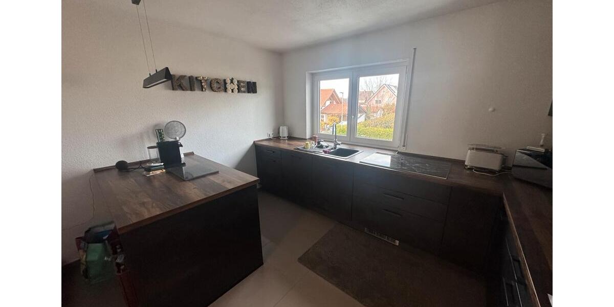 Etagenwohnung Lahr (Schwarzwald) - 3 Zimmer, 94 m&sup2;, 320.000&euro; | Angebot:26439575