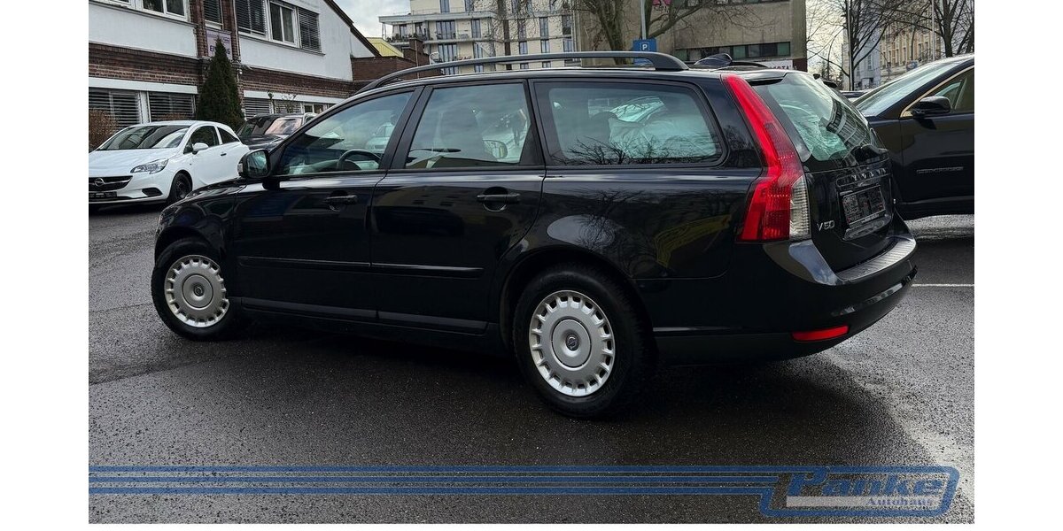 Volvo V50 1.8*Xenon*SKZ*Klima*Scheckheft*SR+WR* 306.037 km 2.200 &euro; Berlin 13187